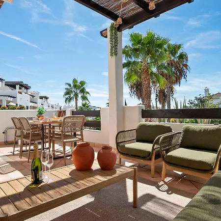 Velora Bay Apartament Estepona